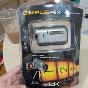 Slick SIMPLEFlix Digital Video Camera Unisex OS Silver 4x Zoom Tripod VC120